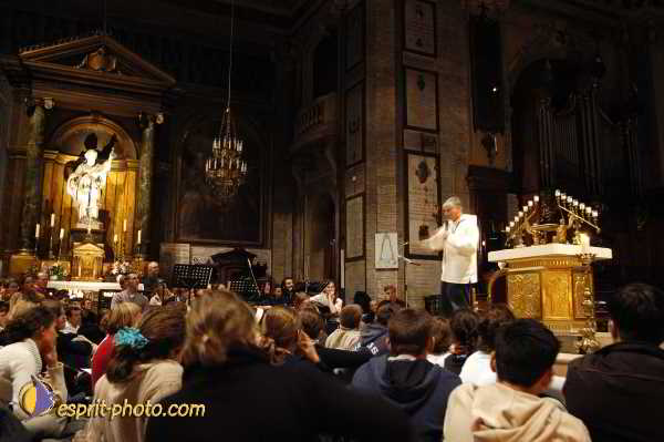 Nom de l'image : D1189687-1 — Description :  Paris - Toussaint 2004