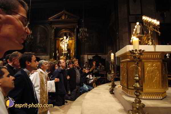 Nom de l'image : D1189842-1 — Description :  Paris - Toussaint 2004