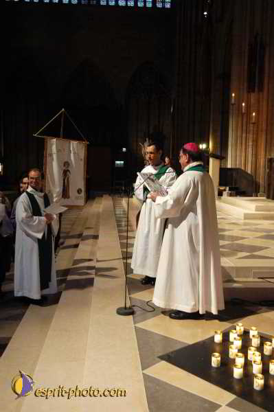 Nom de l'image : D1191823-1 — Description :  Paris - Toussaint 2004