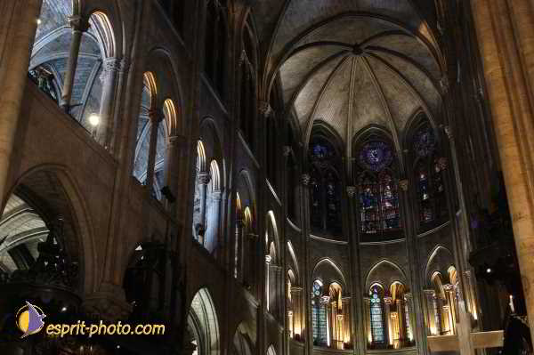 Nom de l'image : D1191911-1 — Description :  Toussaint 2004 - Messe avec les sans abri