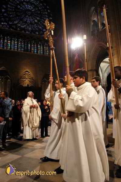 Nom de l'image : D1192062-1 — Description :  Toussaint 2004 - Messe avec les sans abri