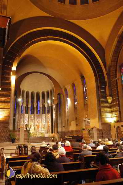 Nom de l'image : D1189981-1 — Description :  Paris - Toussaint 2004