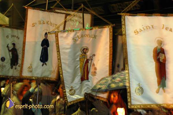 Nom de l'image : D1187186-1 — Description :  Paris - Toussaint 2004