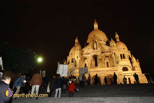 Nom de l'image : D1187464-1 — Description :  Paris - Toussaint 2004