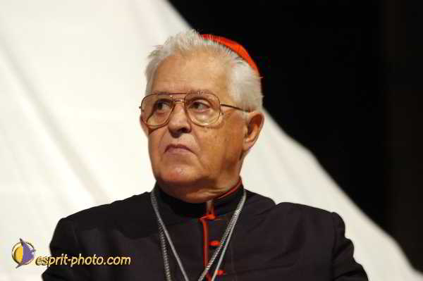 Nom de l'image : D1190706-1 — Description :  Paris - Toussaint 2004