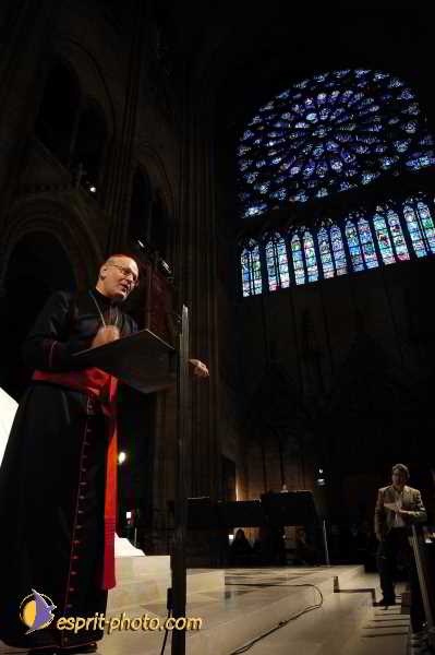 Nom de l'image : D1190721-1 — Description :  Paris - Toussaint 2004