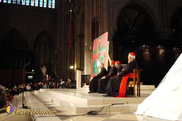 Nom de l'image : D1190902-1 — Description :  Paris - Toussaint 2004