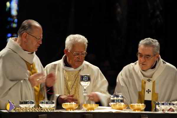 Nom de l'image : D1190996-1 — Description :  Paris - Toussaint 2004