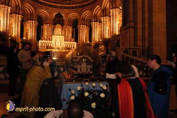 Nom de l'image : D1189064-1 — Description :  Paris - Toussaint 2004