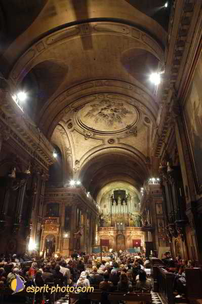 Nom de l'image : D1188961-1 — Description :  Paris - Toussaint 2004