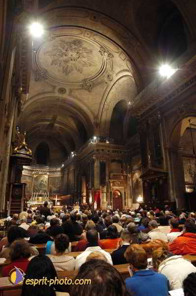 Nom de l'image : D1188999-1 — Description :  Paris - Toussaint 2004