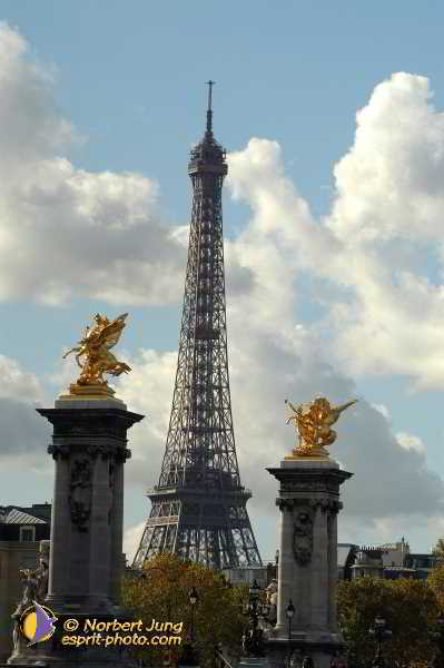 Nom de l'image : D1188524-1 — Description :  Paris - Toussaint 2004