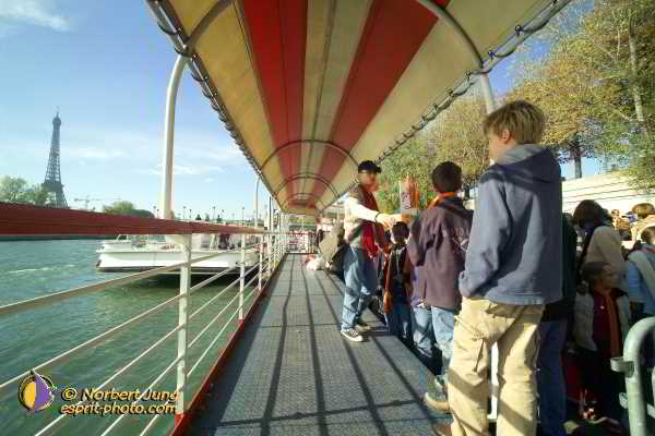 Nom de l'image : D1188G203-1 — Description :  Paris - Toussaint 2004