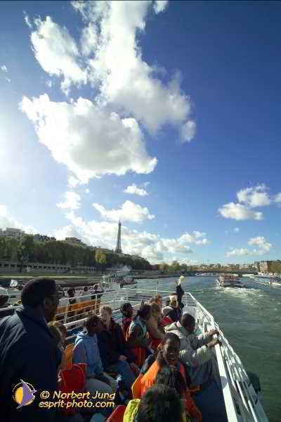 Nom de l'image : D1188G361-1 — Description :  Paris - Toussaint 2004