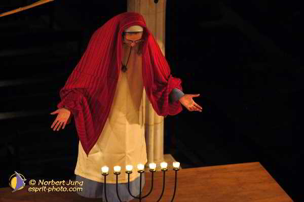 Nom de l'image : D1188253-1 — Description :  Paris - Toussaint 2004