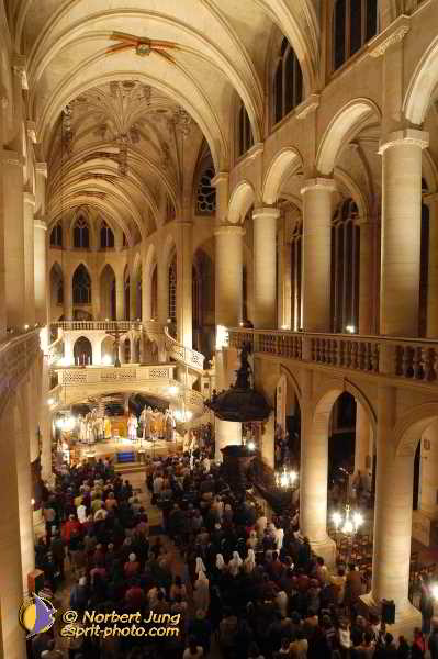 Nom de l'image : D1188356-1 — Description :  Paris - Toussaint 2004