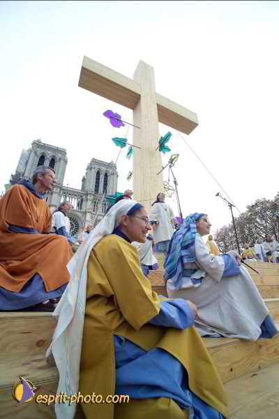 Nom de l'image : D1191G680-1 — Description :  Paris - Toussaint 2004