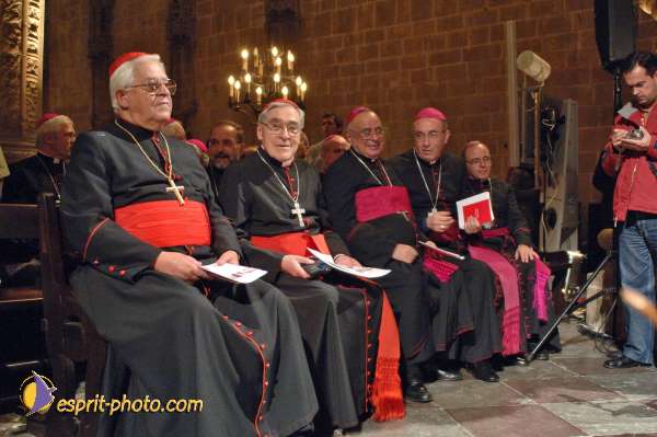 Nom de l'image : E2003307-1 — Description :