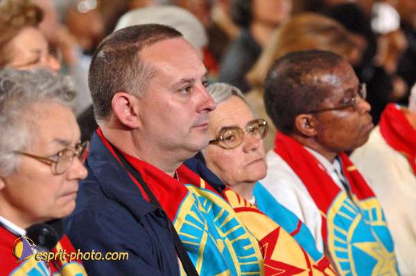 Nom de l'image : E2003572-1 — Description :