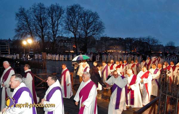 Nom de l'image : D1213439-2 — Description :  Monseigneur Vingt-Trois - Installation comme archévêque de Paris