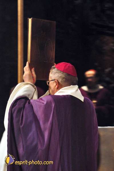 Nom de l'image : D1213658-1 — Description :  Monseigneur Vingt-Trois - Installation comme archévêque de Paris