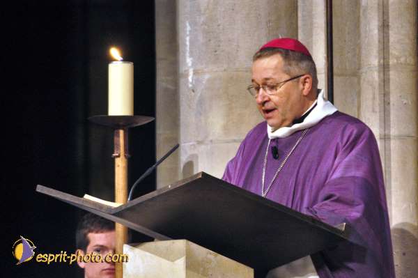 Nom de l'image : D1213681-1 — Description :  Monseigneur Vingt-Trois - Installation comme archévêque de Paris