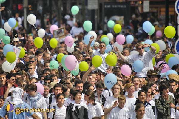 Nom de l'image : D2018699-1 — Description :  Pâques 2005 à Seville (Espagne-Andalusie)
