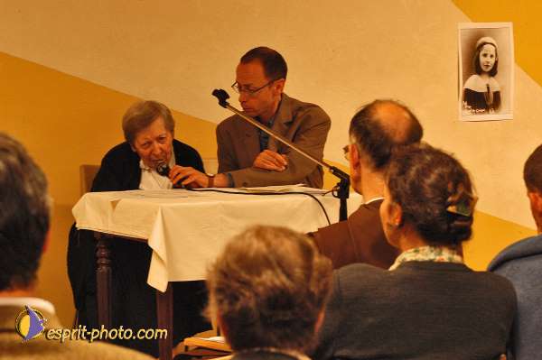 Nom de l'image : E00072767-1 — Description :  Colloque de l'asociation enfance et Sainteté