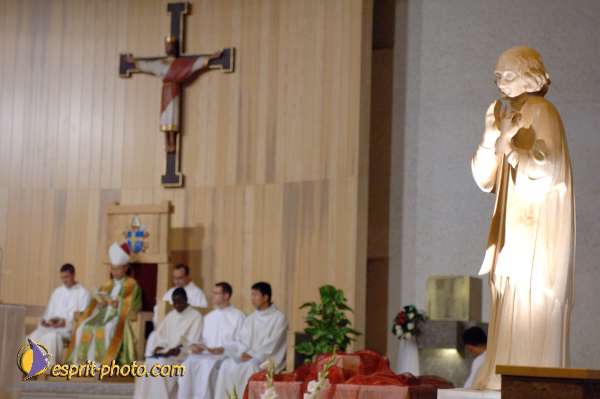 Nom de l'image : D2058525_1 — Description :  Sister Briege McKenna - Retraite de 950 prêtres à Ars