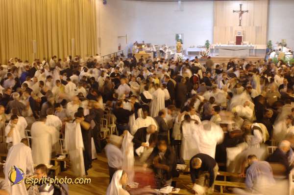 Nom de l'image : D2059209_1 — Description :  Sister Briege McKenna - Retraite de 950 prêtres à Ars