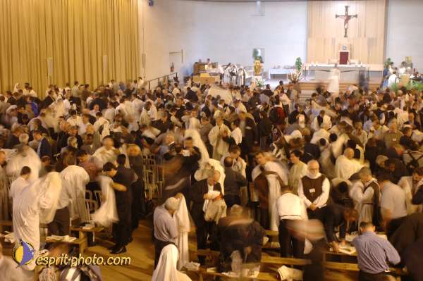 Nom de l'image : D2059211_1 — Description :  Sister Briege McKenna - Retraite de 950 prêtres à Ars