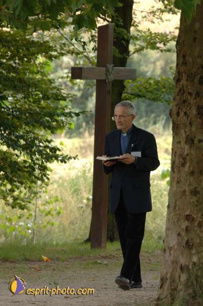 Nom de l'image : D2059257_1 — Description :  Sister Briege McKenna - Retraite de 950 prêtres à Ars