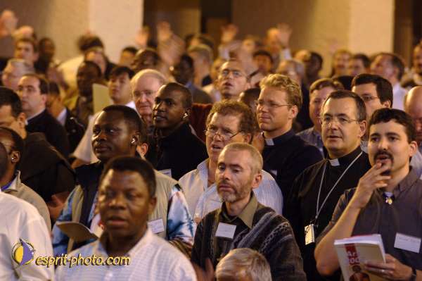 Nom de l'image : D2059336_1 — Description :  Sister Briege McKenna - Retraite de 950 prêtres à Ars