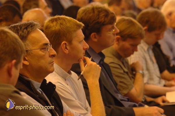 Nom de l'image : D2059388_1 — Description :  Sister Briege McKenna - Retraite de 950 prêtres à Ars