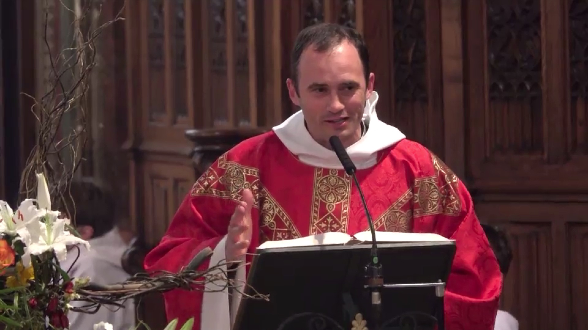 Profession de foi à l'église Saint Jean Baptiste de Libourne - Vidéo
