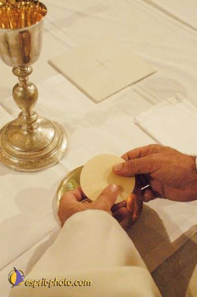 Nom de l'image : D1055300- — Description :