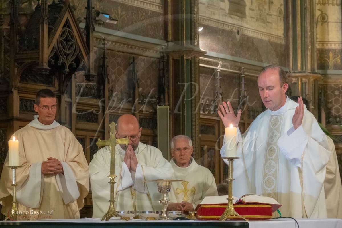 Nom de l'image : 180625-195526_S1085833_c_PhotoGraphie.Pro — Description :  S1085833