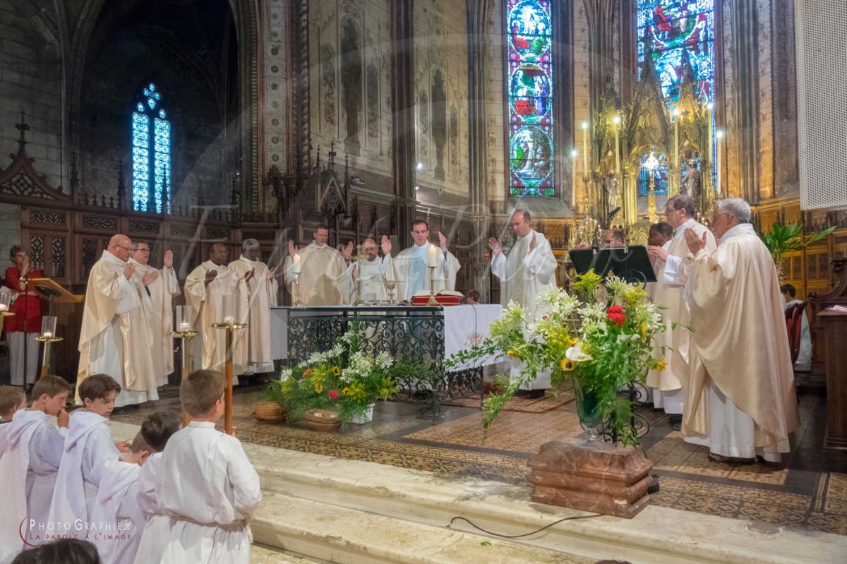 Nom de l'image : 180625-195912_S1085860_c_PhotoGraphie.Pro — Description :  S1085860