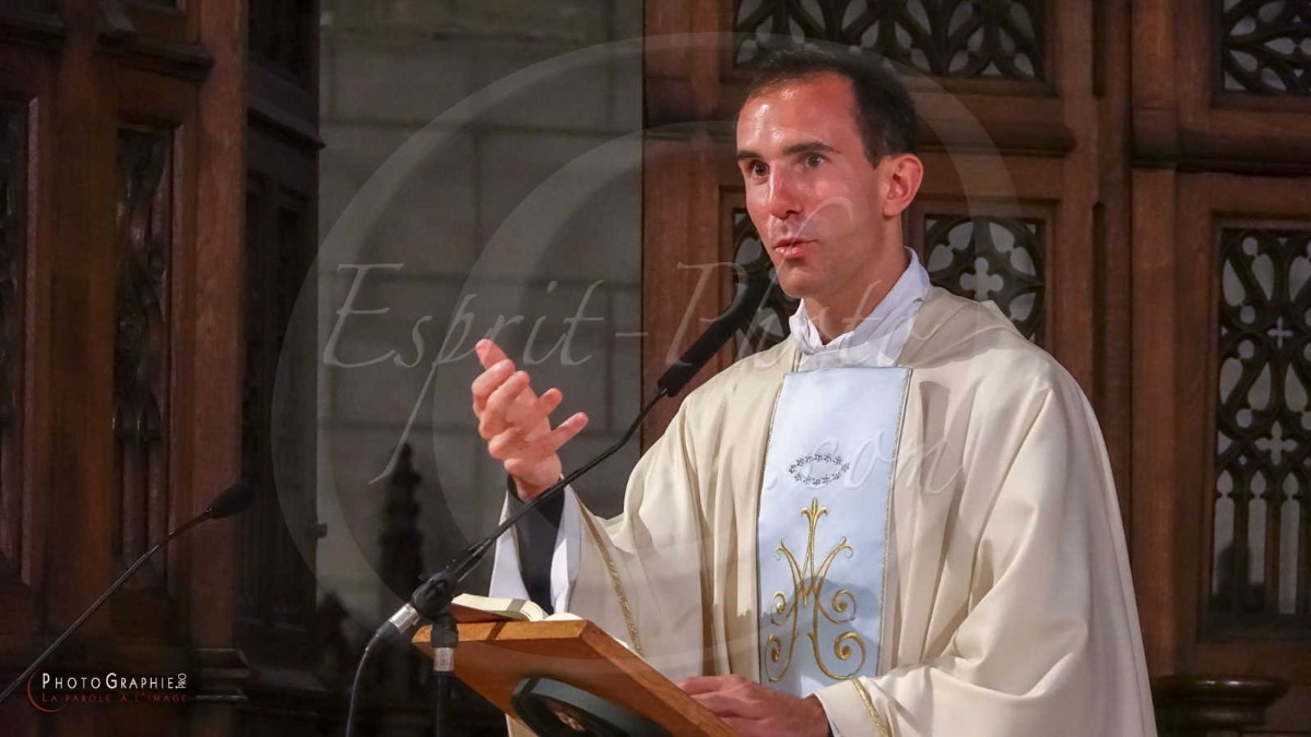 Nom de l'image : 180625-202437_S1085972_c_PhotoGraphie.Pro — Description :  S1085972