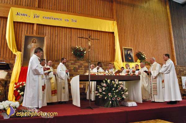 Nom de l'image : E00038217-1 — Description :