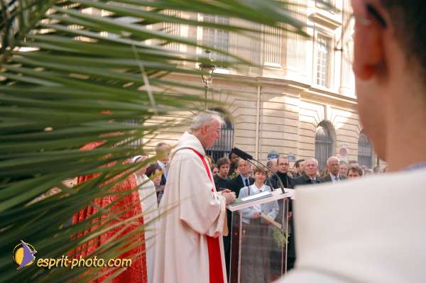 Nom de l'image : D1024472-01 — Description :  Dimanche de Ramaux à l'église St Gervais - Paris 4e & Inaugurati