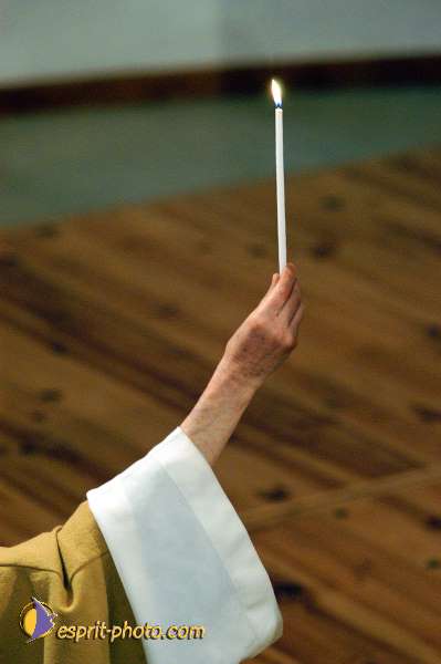 Nom de l'image : D1026295-01 — Description :  Pâque 2003 - Communauté de l'Agnaux - Plavilla