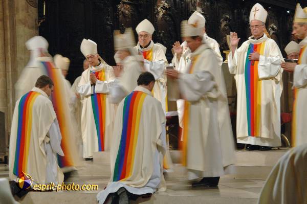 Nom de l'image : EJ2000211_1 — Description :