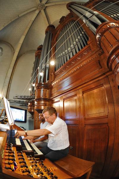 Nom de l'image : 372_D30014045_1 — Description :