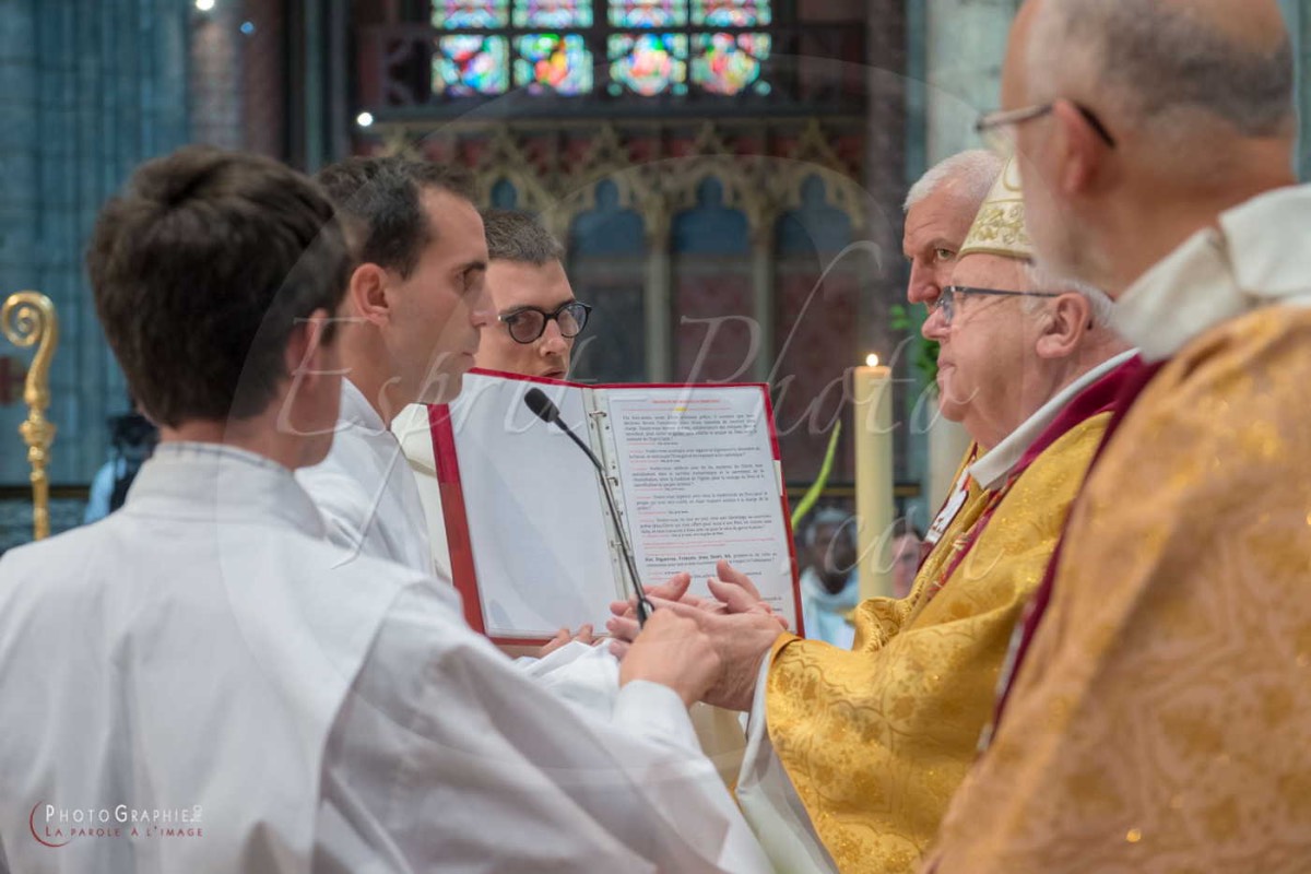 Nom de l'image : 180624-170818_D8e139577_c_PhotoGraphie.Pro — Description :  D8e139577