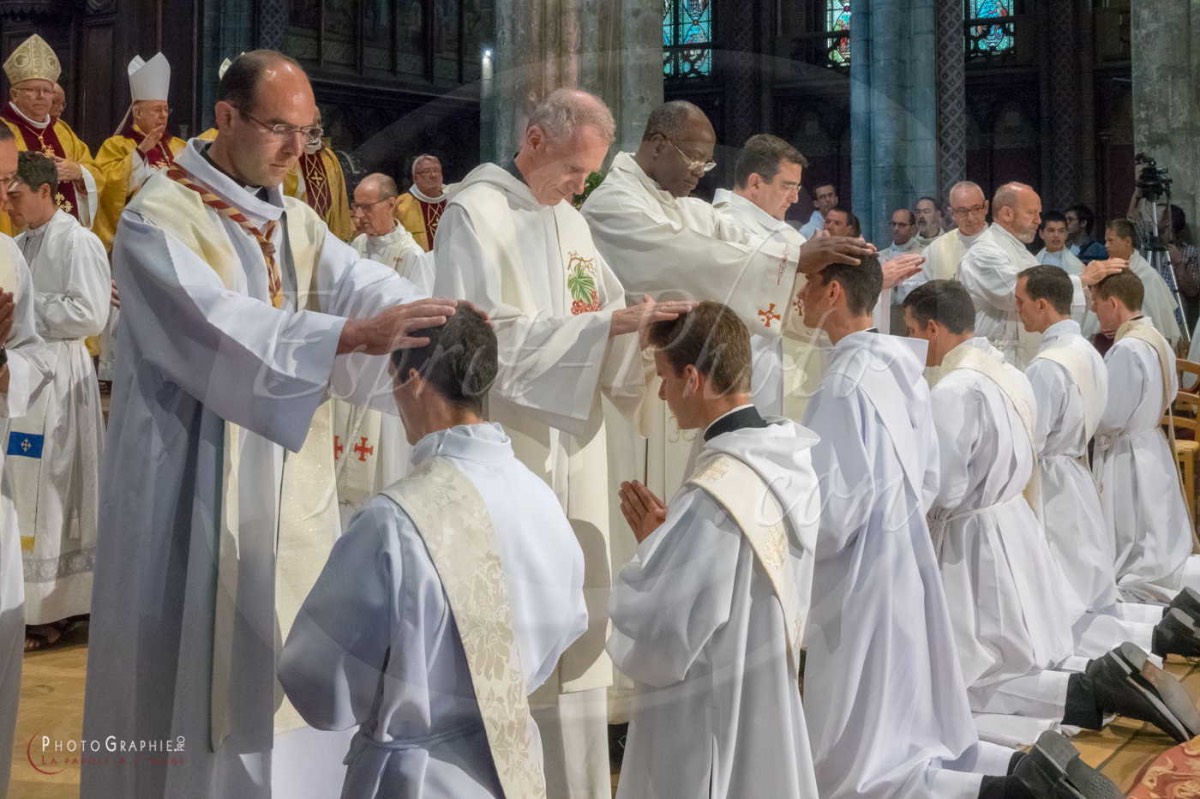 Nom de l'image : 180624-172605_S1085083_c_PhotoGraphie.Pro — Description :  S1085083