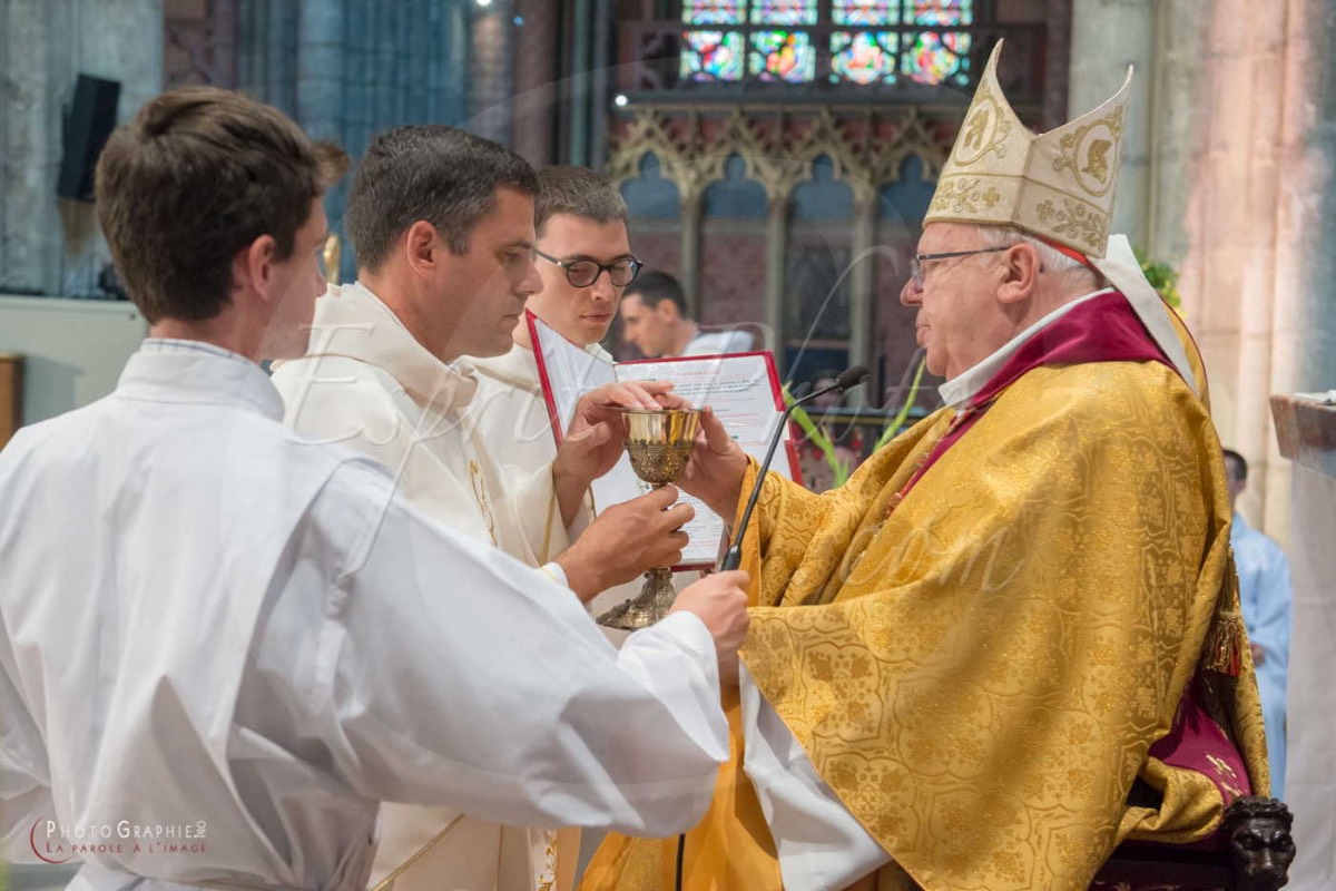 Nom de l'image : 180624-174844_D8e139772_c_PhotoGraphie.Pro — Description :  D8e139772