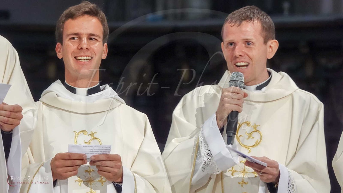 Nom de l'image : 180624-184554_S1085440_c_PhotoGraphie.Pro — Description :  S1085440