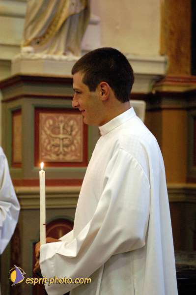 Nom de l'image : D1037295 — Description :  Cté St JEAN - Reportage livre "Masque de loup - coeur d'agneau"