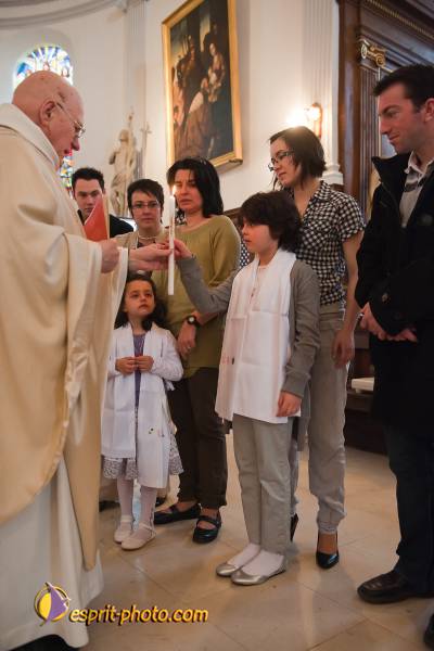 Nom de l'image : D30099512a — Description :  Baptême d'enfant à l'église de la Ferté Vidame (28300)